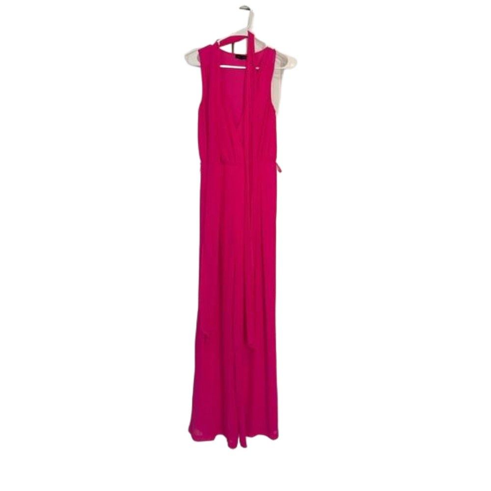 Vibrant / Hot pink pantsuit.